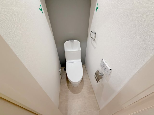 トイレ　綺麗なトイレにはウォシュレット標準装備です。