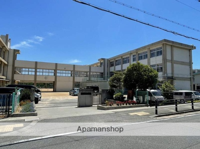 中学校　灘中学校（中学校）まで1323m