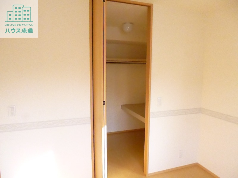 収納　※同タイプ別号室のお写真です