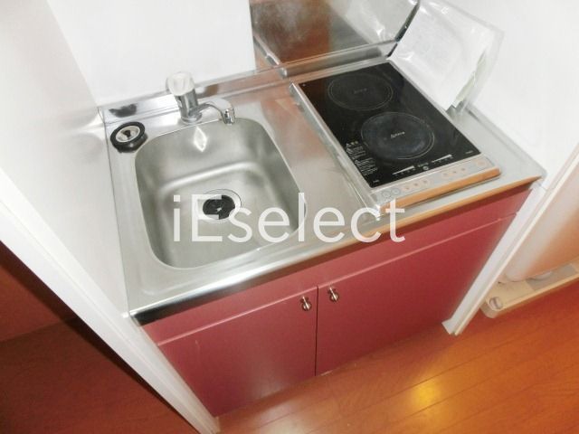 キッチン　2口コンロ付きのキッチンです。