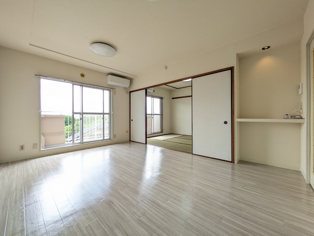 居室・リビング　※他部屋参考写真