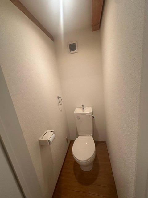 ニューテンダーハイムのトイレ写真