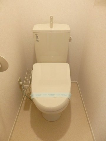 トイレ　コンパクトで使いやすいトイレです