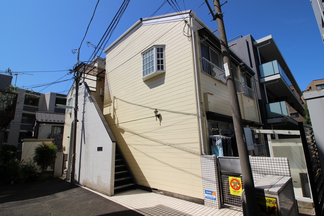 建物外観　安心・便利な入居者サポートサービスがある東都の管理物件！