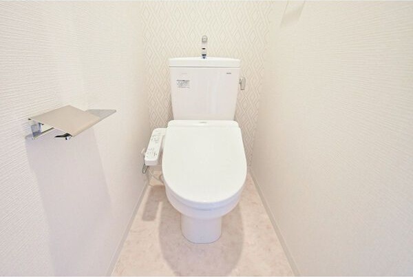 トイレ　シンプルで使いやすいトイレです