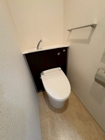 トイレ　コンパクトで使いやすいトイレです