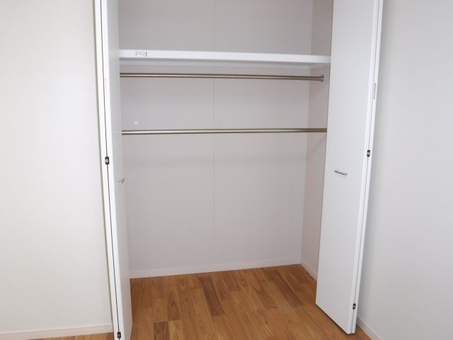 収納　※別部屋の写真となります。
