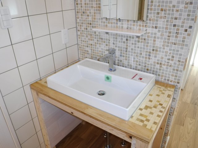 洗面設備　※別部屋の写真となります。