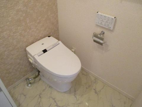 トイレ　シャワー付トイレ