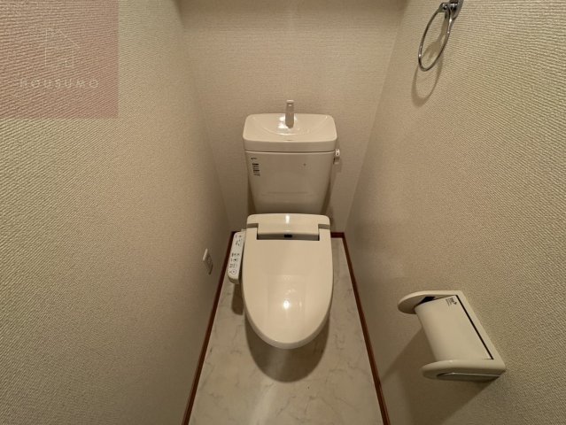 トイレ　コンパクトで使いやすいトイレです