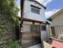宝山寺駅より徒歩1分 築63年2ヶ月 2階建の賃貸物件