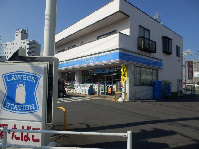 コンビニ　ローソン（コンビニ）まで169m