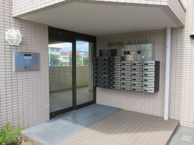 エントランス　オートロック付
