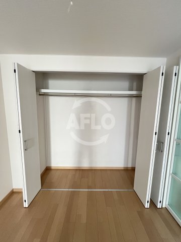 収納　アーバン西九条　クローゼット