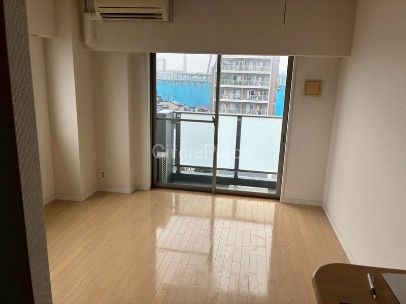 居室・リビング　角部屋！