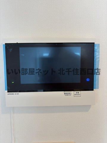 セキュリティ　コンフォリア竹ノ塚イースト