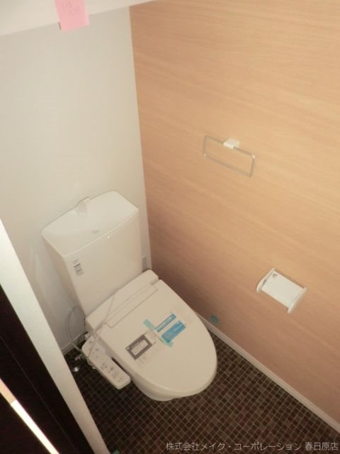トイレ　写真は同型タイプ