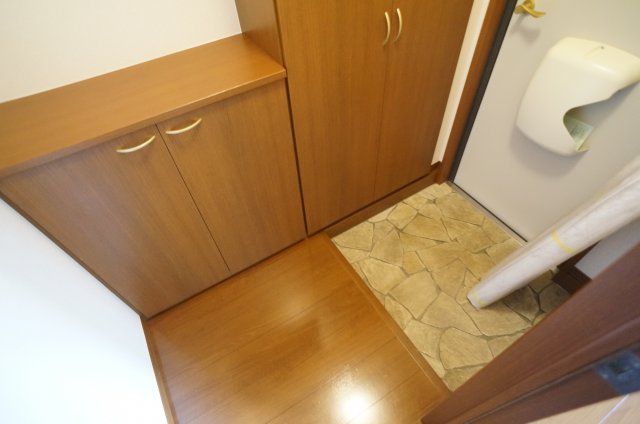 玄関　参考、同建物・類似間取りの号室