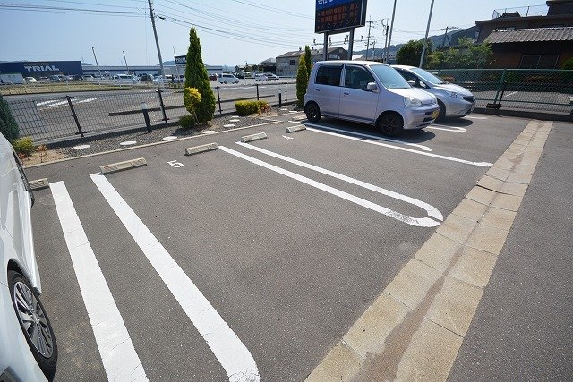 駐車場　カースペースがあります