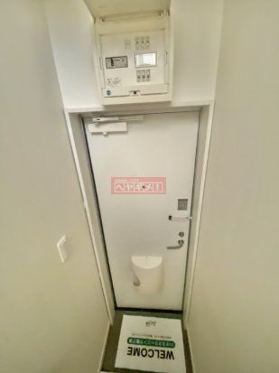 玄関　設備