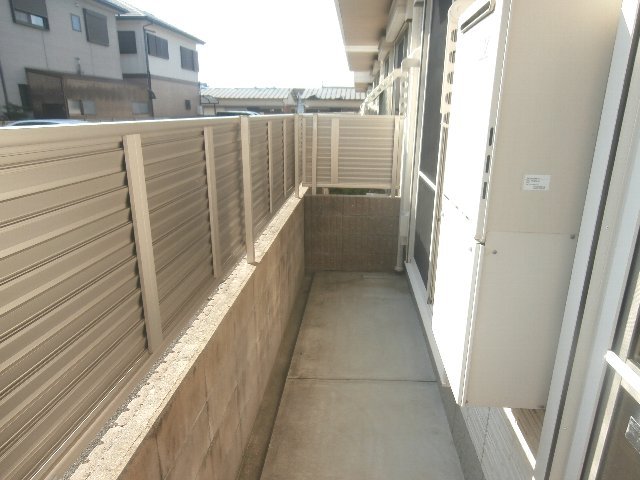 バルコニー　テラス
