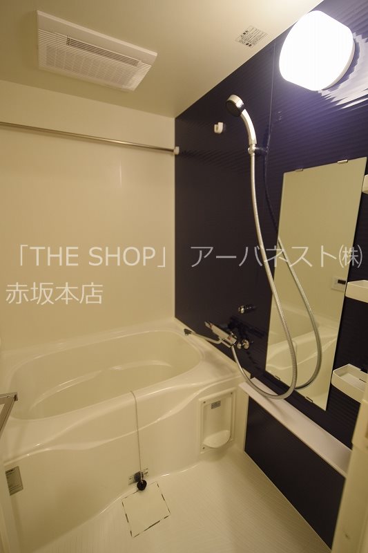 バス・シャワールーム　浴室乾燥機つき