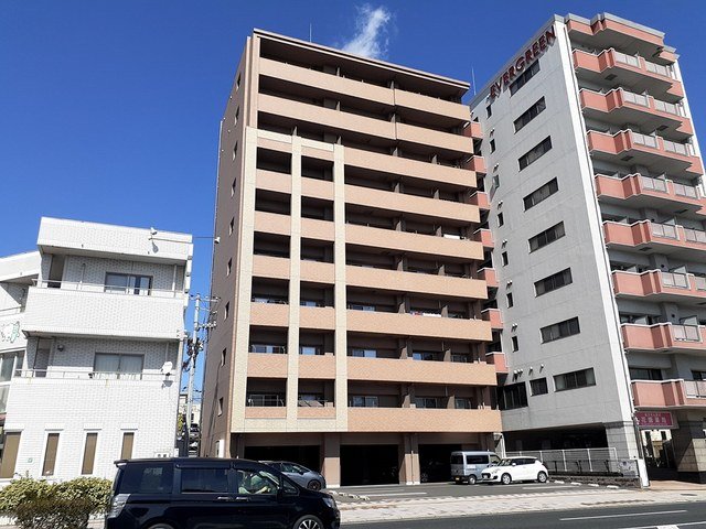 建物外観　きれいな外観です
