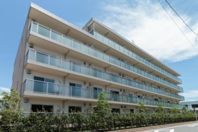 建物外観　５階建ての賃貸マンション