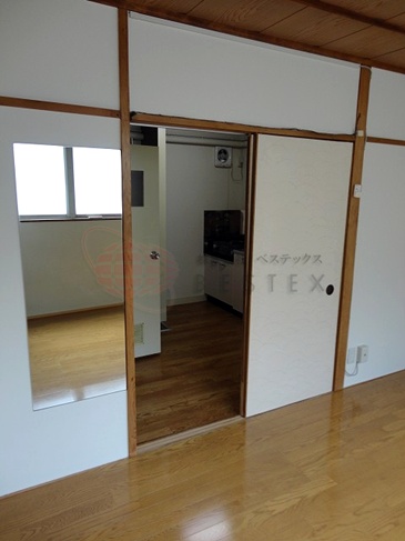 居室・リビング　※同建物内・別タイプの参考写真です。