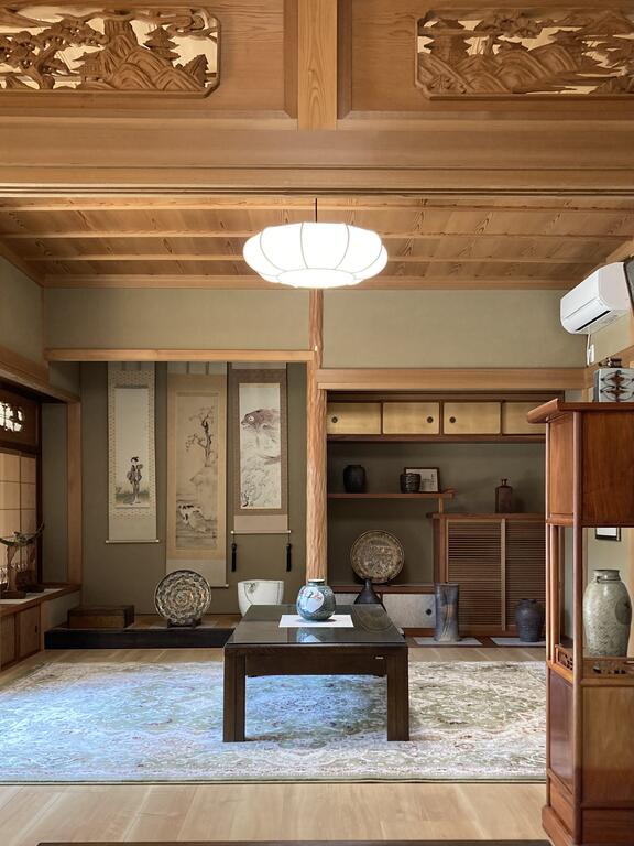 本格木造住宅の内装写真