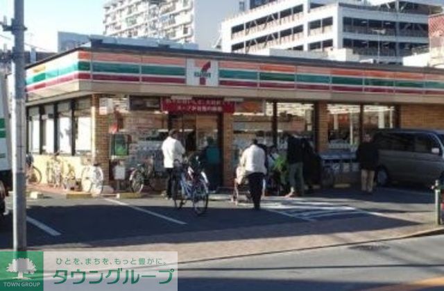 コンビニ　セブンイレブン（コンビニ）まで90m