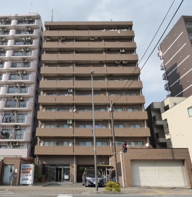 建物外観　新子安駅から平坦！