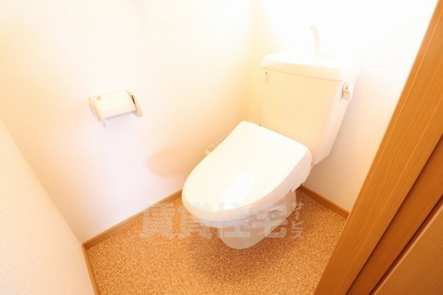 エミネント・チナセのトイレ写真