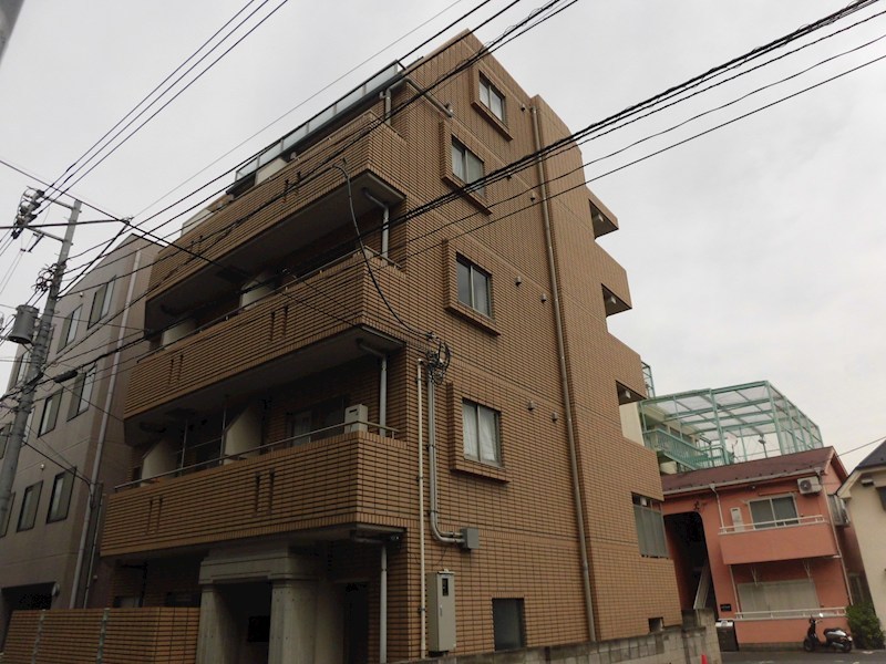 建物外観　外観は落ち着いています