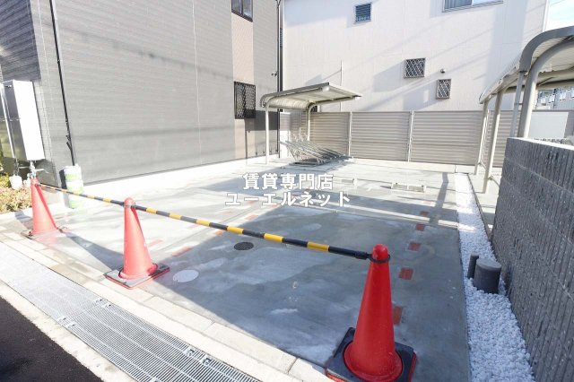 駐車場　敷地内駐車場あり◎