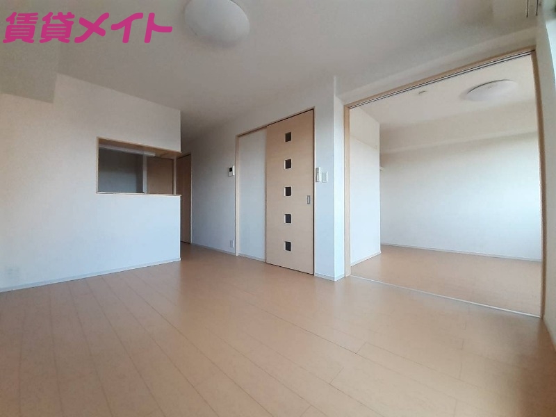 居室・リビング　同タイプ部屋写真です。