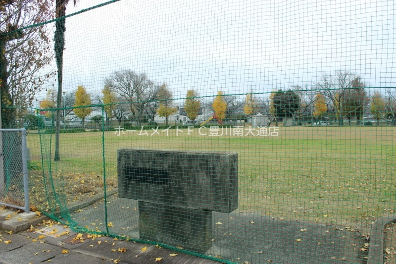 公園　向山公園（公園）まで65m