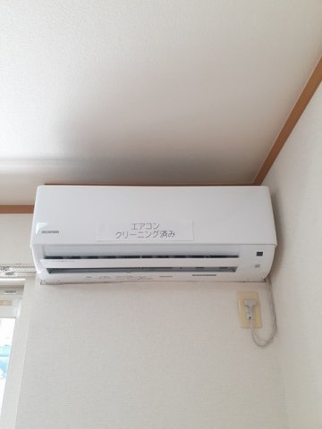 その他　嬉しいエアコン付きです★