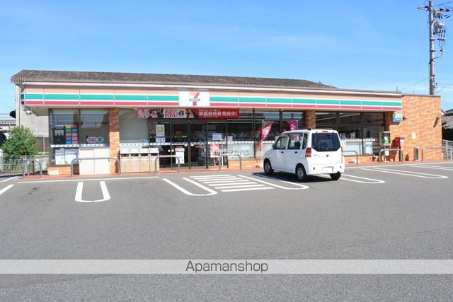 コンビニ　セブンイレブン（コンビニ）まで1947m