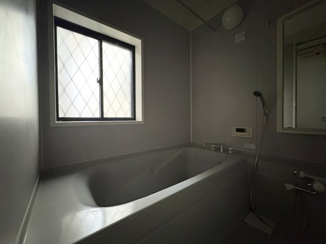 尼崎市上ノ島町1丁目戸建ての風呂写真