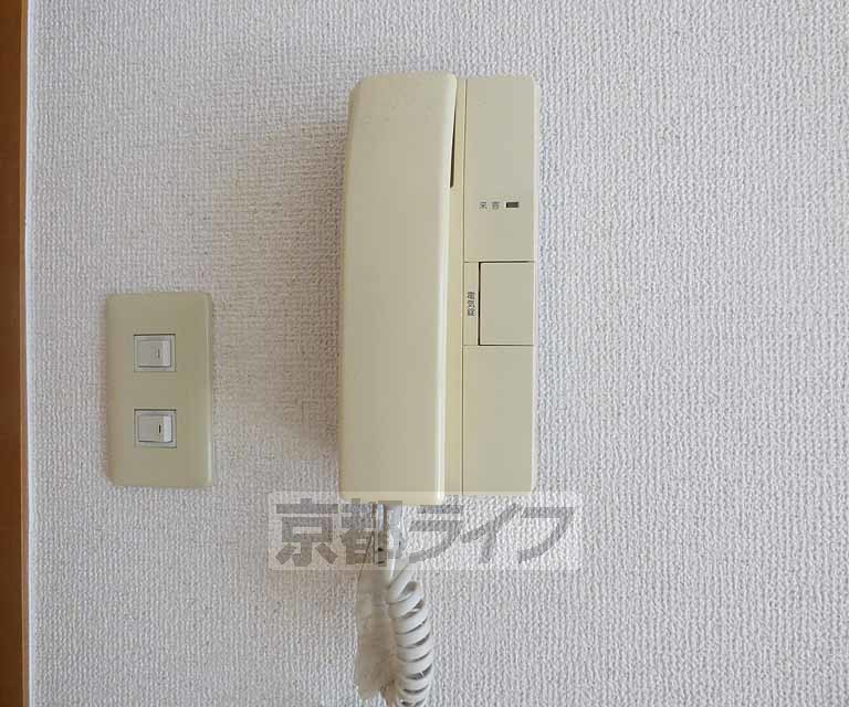 セキュリティ　綺麗なＴＶホンです
