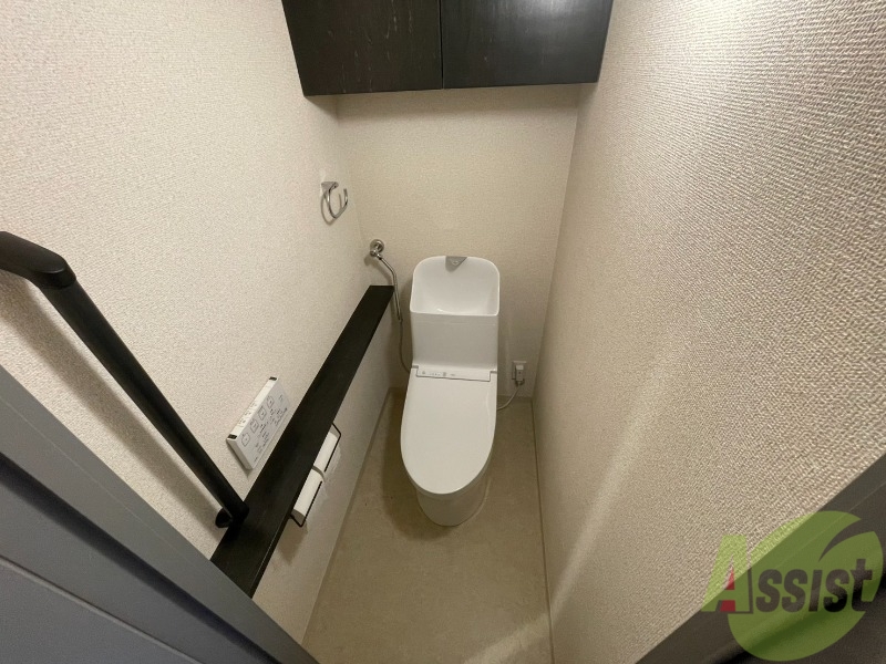 トイレ　こちらはトイレです。清潔感があり、安心して使用できます。