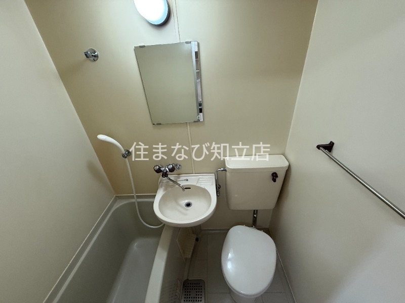名鉄豊田線 豊田市駅 徒歩13分 5階建 築37年の風呂写真