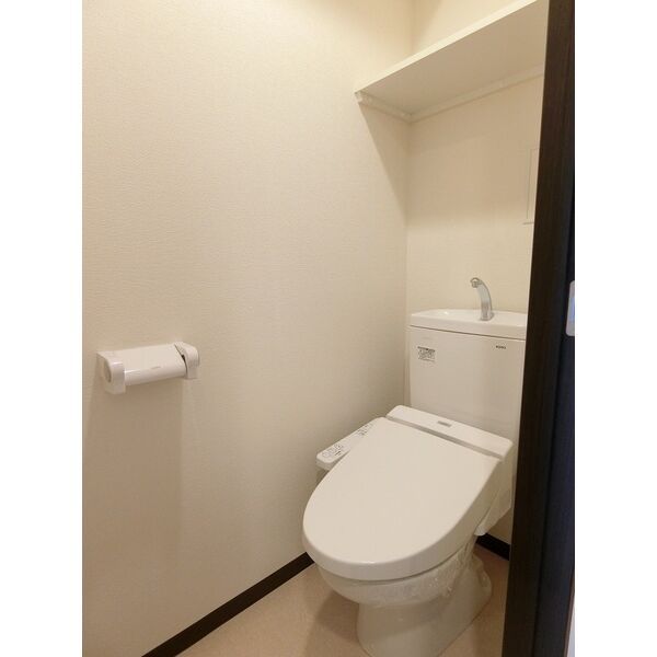ＪＲ東北本線 長町駅 徒歩8分 9階建 築9年のトイレ写真