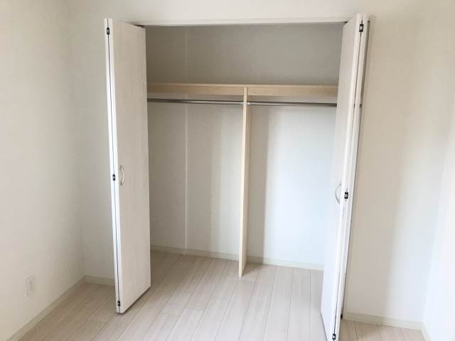 収納　クローゼット