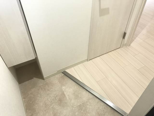 玄関　ただいま～♪