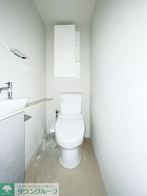 トイレ　※写真は同タイプ住戸です。