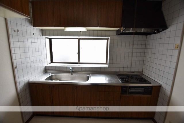 七飯町大川2丁目14番戸建のキッチン写真