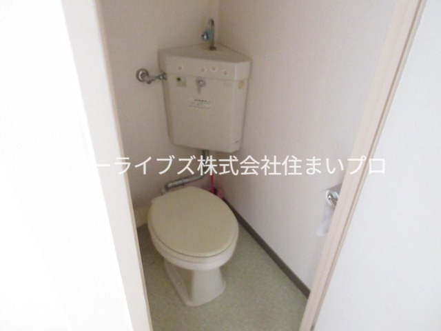 大西マンションのトイレ写真