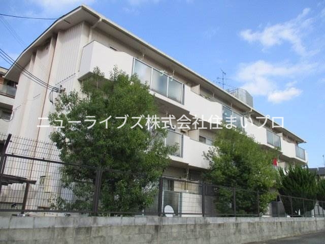 大西マンションの外観写真